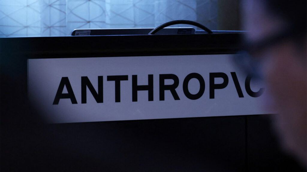 Η Anthropic δημιούργησε AI worm που εξαπλώθηκε σε 15 έξυπνες τηλεοράσεις